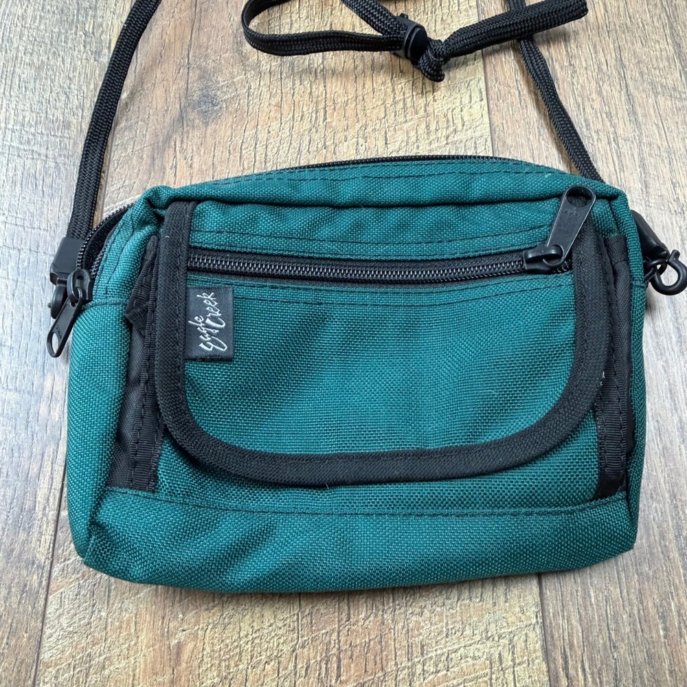 Eagle Creek Teal Green Nylon Crossbody Bag Multi Pocket Travel Organizer